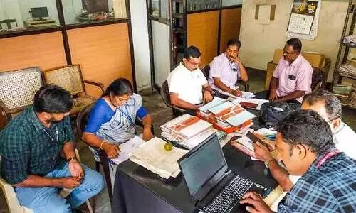 പുന്നല സര്ക്കാര് സ്കൂളില് വിജിലന്സ് പരിശോധന പുന്നല സര്ക്കാര് സ്കൂളില് വിജിലന്സ് പരിശോധന