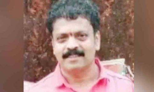 വിദ്യാർഥികൾ സഞ്ചരിച്ച ഓട്ടോയിലെ ഡ്രൈവർ ഹൃദയാഘാതം മൂലം മരിച്ചു