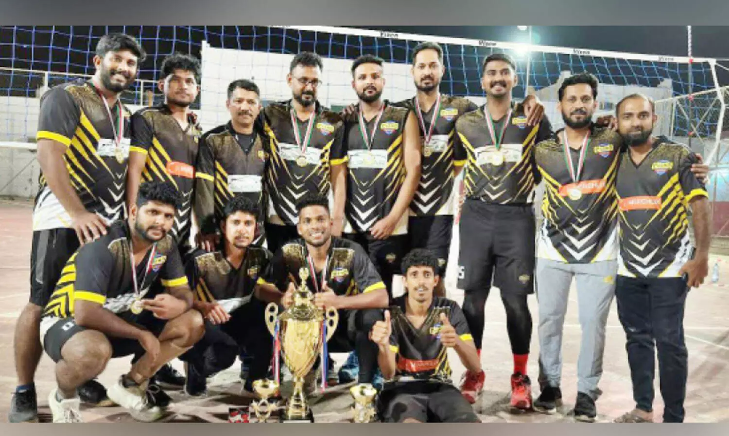 വോ​ളി​ബാ​ൾ: കോ​സ്മോ ടീം ​ജേ​താ​ക്ക​ൾ