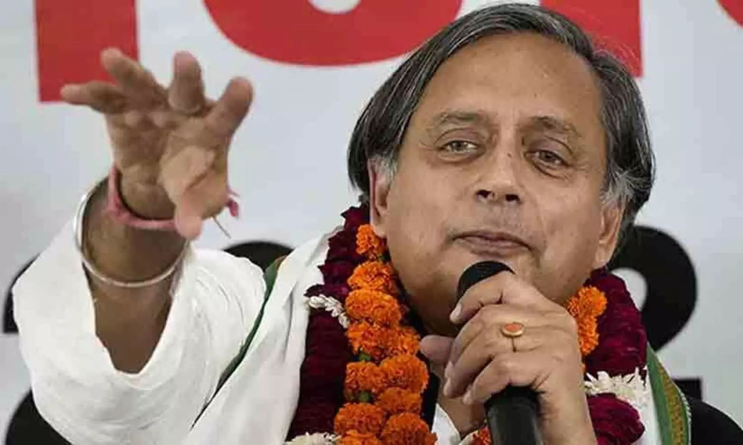 shashi tharoor