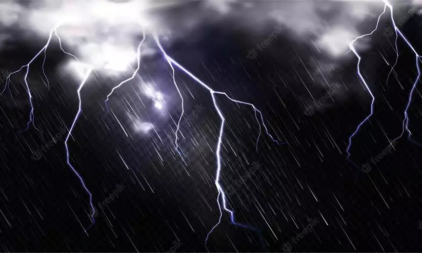 മിന്നലും മഴയുമുണ്ടാവുമെന്ന് മുന്നറിയിപ്പ് മിന്നലും മഴയുമുണ്ടാവുമെന്ന് മുന്നറിയിപ്പ്