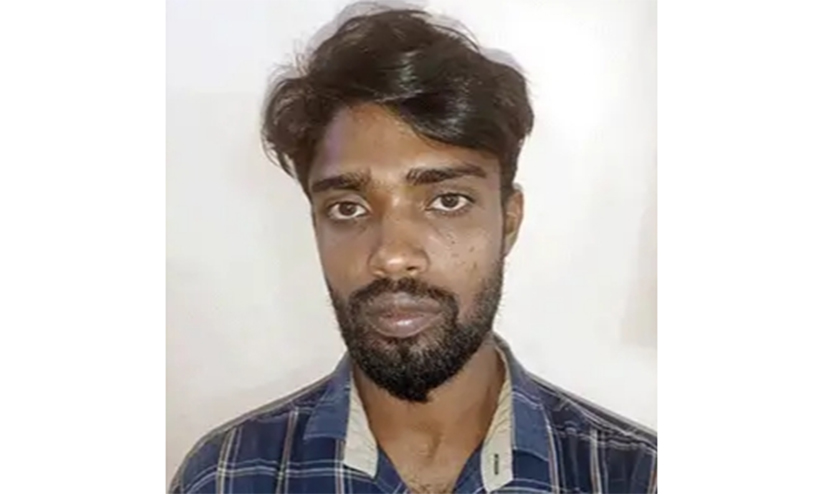 വനിത ഡോക്ടർക്ക് നേരെ പാന്റ്സ് അഴിച്ച് നഗ്നത പ്രദർശനം: ബസ് ക്ലീനർ അറസ്റ്റിൽ വനിത ഡോക്ടർക്ക് നേരെ പാന്റ്സ് അഴിച്ച് നഗ്നത പ്രദർശനം: ബസ് ക്ലീനർ അറസ്റ്റിൽ