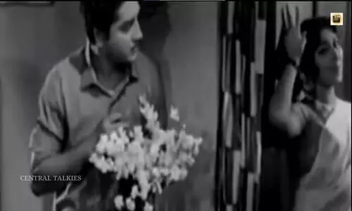 ഗ​​സ​​ൽ​​ഗ​​ന്ധ​​മു​​ള്ള പ​​രീ​​ക്ഷ​​യി​​ലെ ഗാ​​ന​​ങ്ങ​​ൾ