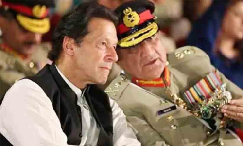 Imran Khan, Qamar Javed Bajwa