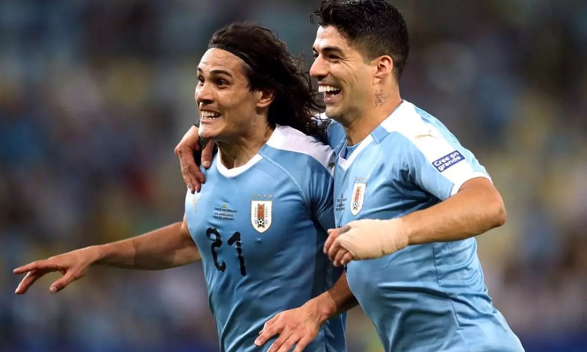 തുടർച്ചയായ നാലാം ലോകകപ്പ് കളിക്കാൻ സുവാരസും കവാനിയും; ഉറുഗ്വായ് ടീമായി