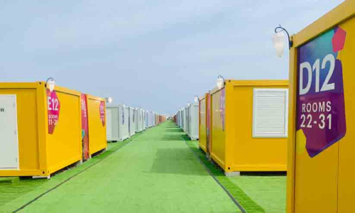 കണ്ടെയ്നർ കൊട്ടാരത്തിൽ രാപ്പാർക്കാം; ലോ​ക​ക​പ്പ് കാ​ണി​ക​ൾ​ക്കു​ള്ള കാ​ബി​ൻ താ​മ​സ സൗ​ക​ര്യ​ങ്ങ​ൾ സ​ജ്ജ​മാ​യി