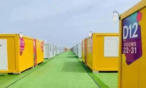 കണ്ടെയ്നർ കൊട്ടാരത്തിൽ രാപ്പാർക്കാം; ലോ​ക​ക​പ്പ് കാ​ണി​ക​ൾ​ക്കു​ള്ള കാ​ബി​ൻ താ​മ​സ സൗ​ക​ര്യ​ങ്ങ​ൾ സ​ജ്ജ​മാ​യി