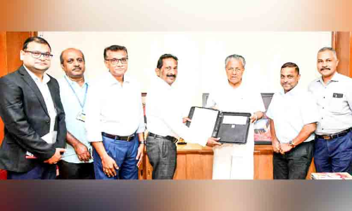 ബി.പി.സി.എല്‍ കേരള സര്‍ക്കാറിന് ലാഭവിഹിതം കൈമാറി