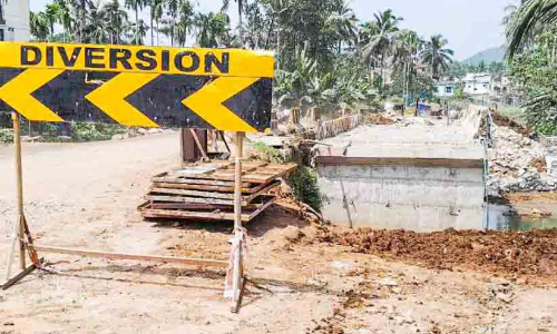 തീർഥാടനം കഠിനമായേക്കും; പുനലൂർ -മൂവാറ്റുപുഴ പാതയിലും അയ്യപ്പന്മാരുടെ യാത്ര ബുദ്ധിമുട്ടാകും