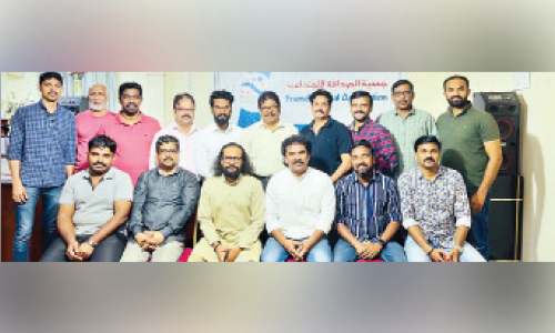 സ​മീ​ർ ബി​ൻ​സി​ക്ക് സ്വീ​ക​ര​ണം