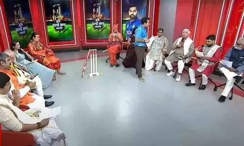 മൂന്ന് താരങ്ങളുടെ ജാതകം വ്യാഴമായതിനാൽ ഇന്ത്യ ഇംഗ്ലണ്ടിനെ തകർക്കും, കിരീടം നേടും; വൈറലായി ചാനലിലെ ജ്യോതിഷ ചർച്ച