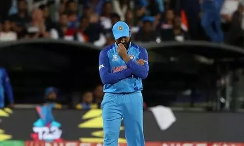 വാക്കുകളിലല്ല, പ്രവൃത്തിയിലാണ് കാര്യം; രോഹിത് ശർമയെ വിമർശിച്ച് മുൻ പാക് താരം