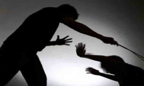 കവർച്ച തടയാൻ ശ്രമിച്ച വൃദ്ധദമ്പതികളെ വെട്ടി; കുപ്രസിദ്ധ മോഷ്ടാവ് പിടിയിൽ