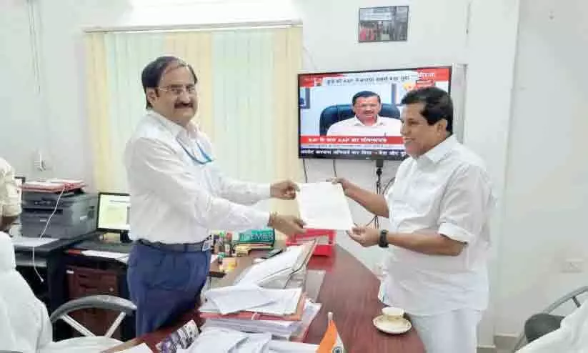 ദേശീയപാത വികസനം; റീജനൽ ഓഫിസറുമായി എം.എൽ.എ ചർച്ച നടത്തി ദേശീയപാത വികസനം; റീജനൽ ഓഫിസറുമായി എം.എൽ.എ ചർച്ച നടത്തി