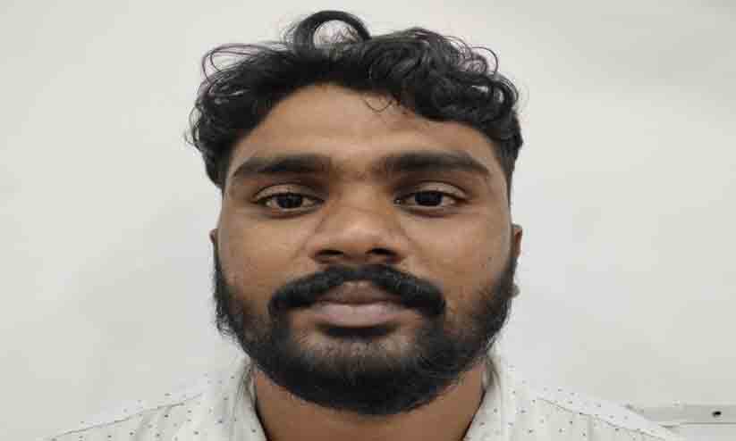 ബാഗ് മോഷണം പതിവാക്കിയ കള്ളൻ പിടിയിൽ ബാഗ് മോഷണം പതിവാക്കിയ കള്ളൻ പിടിയിൽ