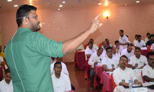 ഫോ​റം ഫോ​ർ ഇ​ന്നൊ​വേ​റ്റി​വ് തോ​ട്ട്സ് ദ്വി​ദി​ന പ​ഠ​ന​ക്യാ​മ്പ്