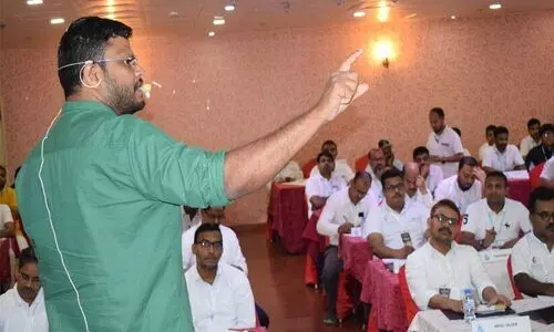 ഫോ​റം ഫോ​ർ ഇ​ന്നൊ​വേ​റ്റി​വ് തോ​ട്ട്സ് ദ്വി​ദി​ന പ​ഠ​ന​ക്യാ​മ്പ്