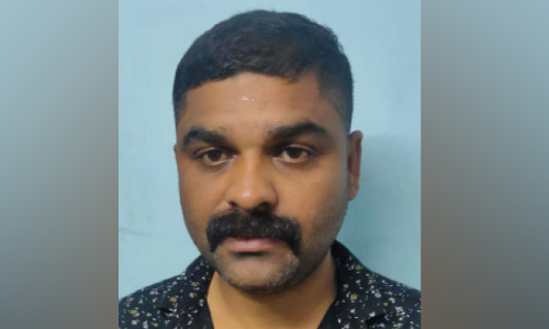 കാർ യാത്രക്കാരെ ആക്രമിച്ച സംഘത്തിലെ ഒരാൾകൂടി പിടിയിൽ