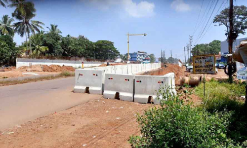 ദേശീയപാത: അണങ്കൂരും സമരത്തിലേക്ക് ദേശീയപാത: അണങ്കൂരും സമരത്തിലേക്ക്