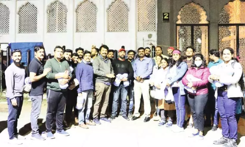 തെരുവിൽ കഴിയുന്നവർക്ക് സ്നേഹപുതപ്പുമായി ബി.എം.എഫ് തെരുവിൽ കഴിയുന്നവർക്ക് സ്നേഹപുതപ്പുമായി ബി.എം.എഫ്