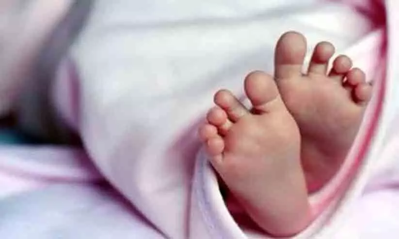 മാഹിറക്ക് പ്രായം 18 മാസം; ജീവൻ പൊലിയുംമുമ്പ് അവയവങ്ങൾ ദാനം ചെയ്ത് നിരവധിപേർക്ക് ജീവനേകി മാഹിറക്ക് പ്രായം 18 മാസം; ജീവൻ പൊലിയുംമുമ്പ് അവയവങ്ങൾ ദാനം ചെയ്ത് നിരവധിപേർക്ക് ജീവനേകി