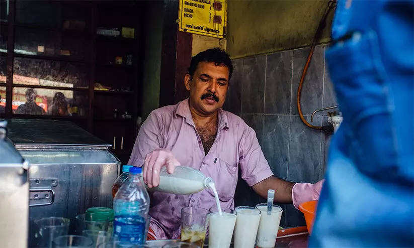 കോഴിക്കോടി​​െൻറ സ്വന്തം മിൽക്​ സർബത്ത്​ ഇനി ഇവിടെയില്ല, മറ്റൊരിടത്ത്​ കാണാമെന്ന്​