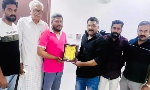 ഫൈ​സ​ൽ പാ​റ​ക്ക​ലി​ന് യാ​ത്ര​യ​യ​പ്പ് ന​ൽ​കി