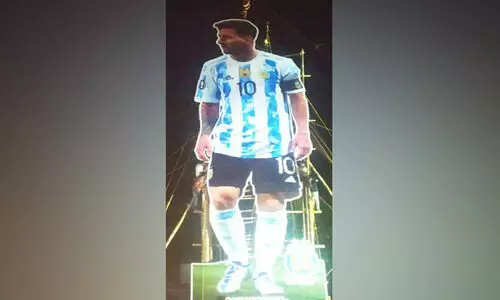 പരപ്പൻപൊയിലിൽ 70 അടി ഉയരത്തിൽ മെസ്സിയുടെ കട്ടൗട്ട്