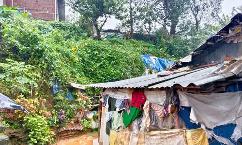 മഴ കനത്താൽ മണ്ണിടിച്ചിൽ ഭീഷണി ആധിയോടെ കോളനിക്കാർ