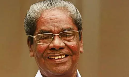 ഗവർണർമാരെ ഉപയോഗപ്പെടുത്തി സംസ്ഥാനങ്ങളെ കേന്ദ്രം വരുതിയിലാക്കാൻ ശ്രമിക്കുന്നുവെന്ന് ആനത്തലവട്ടം