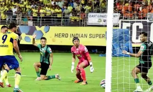 ഗോവയെ തുരത്തി ബ്ലാസ്റ്റേഴ്സ്; ജയം ഒന്നിനെതിരെ മൂന്ന് ഗോളിന് ഗോവയെ തുരത്തി ബ്ലാസ്റ്റേഴ്സ്; ജയം ഒന്നിനെതിരെ മൂന്ന് ഗോളിന്