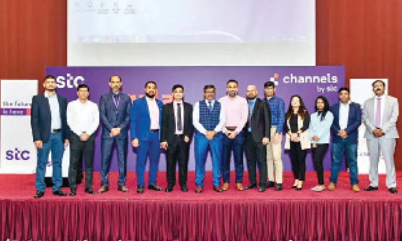 ചാ​ന​ൽ​സ് ബൈ ​എ​സ്.​ടി.​സി ബ​ഹ്‌​റൈ​ൻ മി​ക​ച്ച ഡീ​ല​ർ​മാ​ർ​ക്കാ​യി സം​ഘ​ടി​പ്പി​ച്ച ഗാ​ല അ​വാ​ർ​ഡ് ദി​ന പ​രി​പാ​ടി​