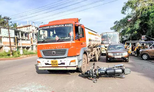 മൂന്നു വാഹനങ്ങൾ കൂട്ടിയിടിച്ചു; ഒരാൾക്ക് പരിക്ക്