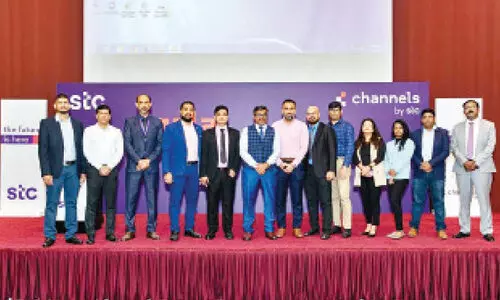 ചാ​ന​ൽ​സ് ബൈ ​എ​സ്.​ടി.​സി ബ​ഹ്‌​റൈ​ൻ മി​ക​ച്ച ഡീ​ല​ർ​മാ​ർ​ക്കാ​യി സം​ഘ​ടി​പ്പി​ച്ച ഗാ​ല അ​വാ​ർ​ഡ് ദി​ന പ​രി​പാ​ടി​