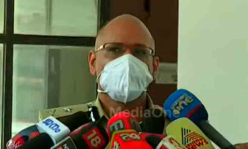 സി.ഐക്കെതിരായ ബലാത്സംഗ പരാതി: അറസ്റ്റ് ചെയ്യാൻ തെളിവുകളില്ല, കസ്റ്റഡിയിലെടുത്തത്   രക്ഷപ്പെടാതിരിക്കാനെന്ന് കൊച്ചി സിറ്റി പൊലീസ് കമീഷണർ