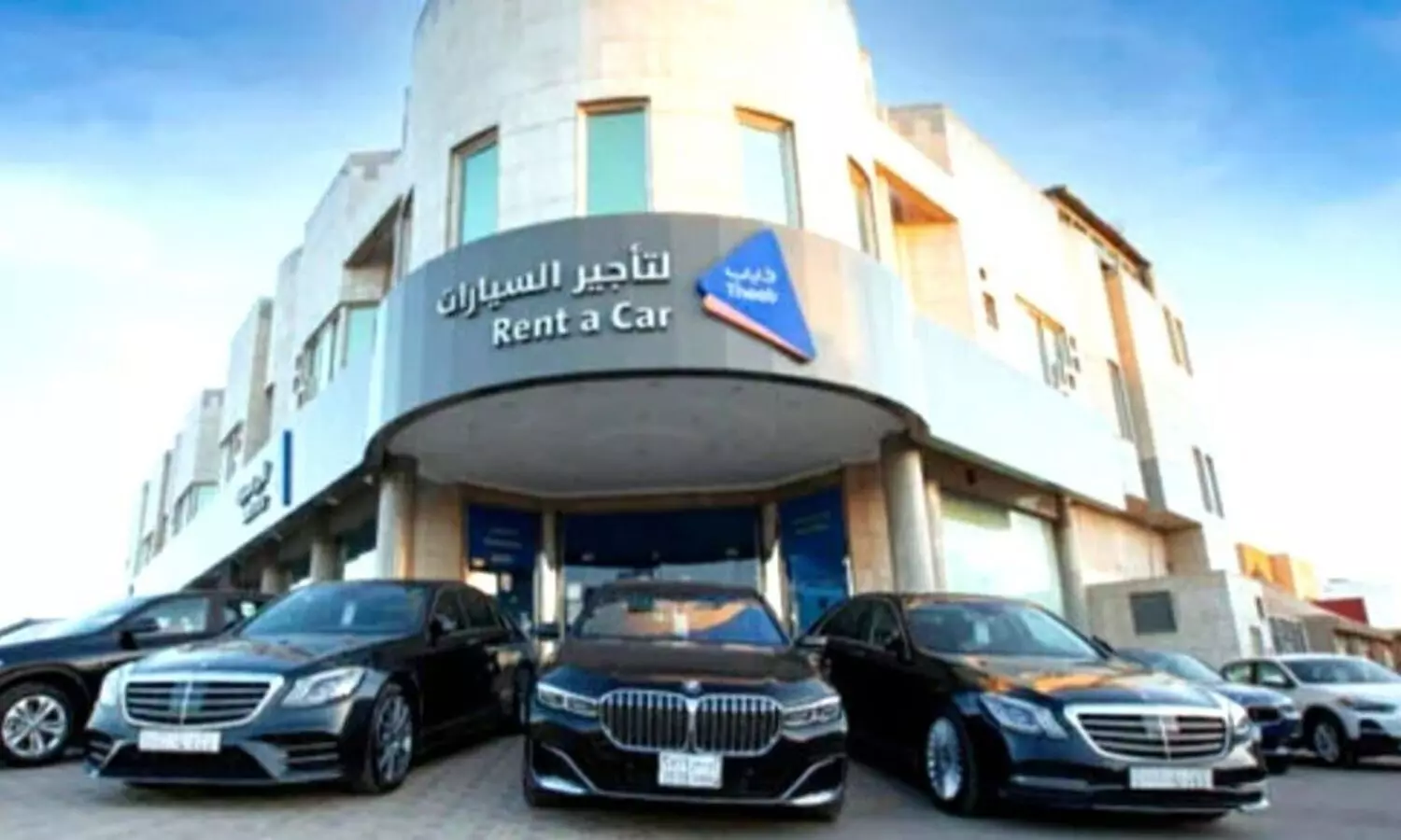 സന്ദർശന വിസയിൽ സൗദിയിലെത്തുന്നവർക്ക് വാടക വാഹനങ്ങൾ ഓടിക്കാൻ അനുമതി