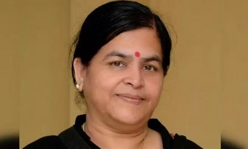 ബലാത്സംഗം ചെയ്യുന്നവരെ പരസ്യമായി തൂക്കിക്കൊല്ലണമെന്ന് ബലാത്സംഗം ചെയ്യുന്നവരെ പരസ്യമായി തൂക്കിക്കൊല്ലണമെന്ന്