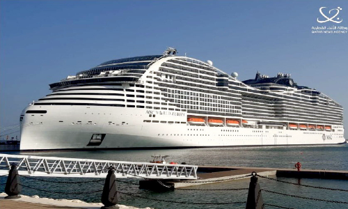 കാണികൾക്ക് വിരുന്നായി കടൽകൊട്ടാരം