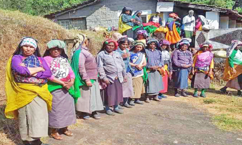 വേതനമില്ല; തോട്ടം തൊഴിലാളികളുടെ സമരം തുടരുന്നു