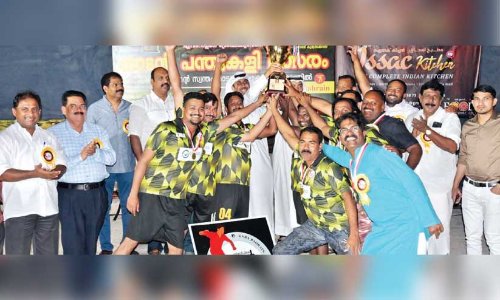 നാ​ട​ൻ പ​ന്തു​ക​ളി ടൂ​ർ​ണ​മെ​ന്റ്: ചി​ങ്ങ​വ​നം ടീം ​ജേ​താ​ക്ക​ൾ