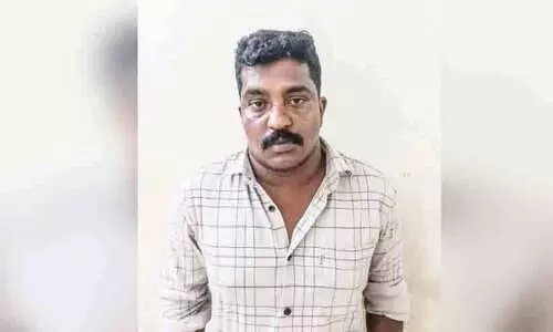 തുഴച്ചിലുകാരെ ആക്രമിച്ച സംഭവം:  മുൻ സി.പി.എം നേതാവ് അറസ്റ്റിൽ