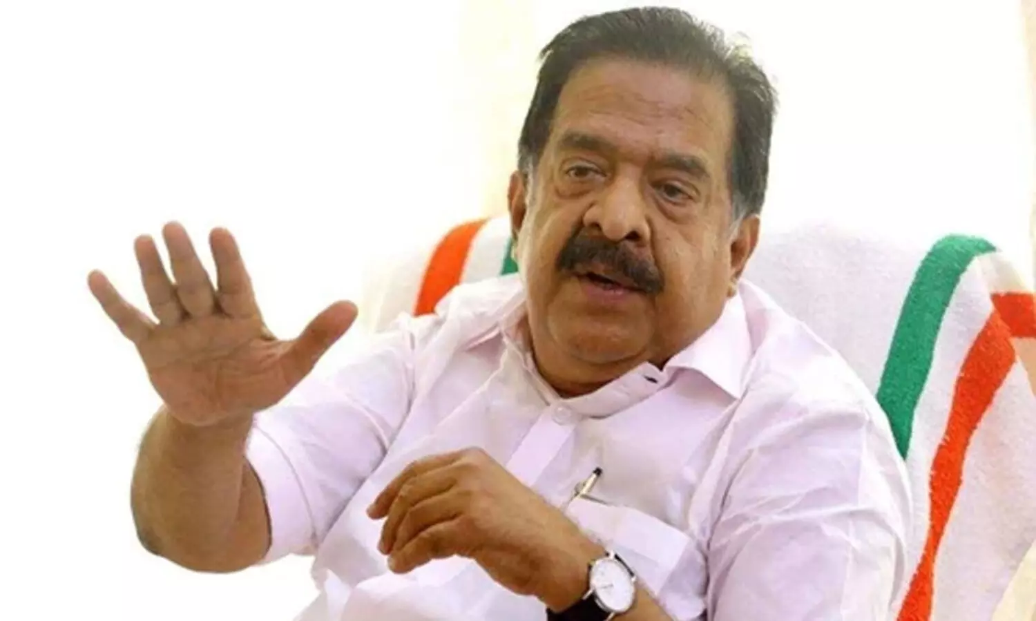 നാക്ക് പിഴയാണെന്ന് കെ.സുധാകരൻ പറഞ്ഞ സാഹചര്യത്തിൽ വിവാദങ്ങൾ അവസാനിപ്പിക്കണമെന്ന് രമേശ് ചെന്നിത്തല