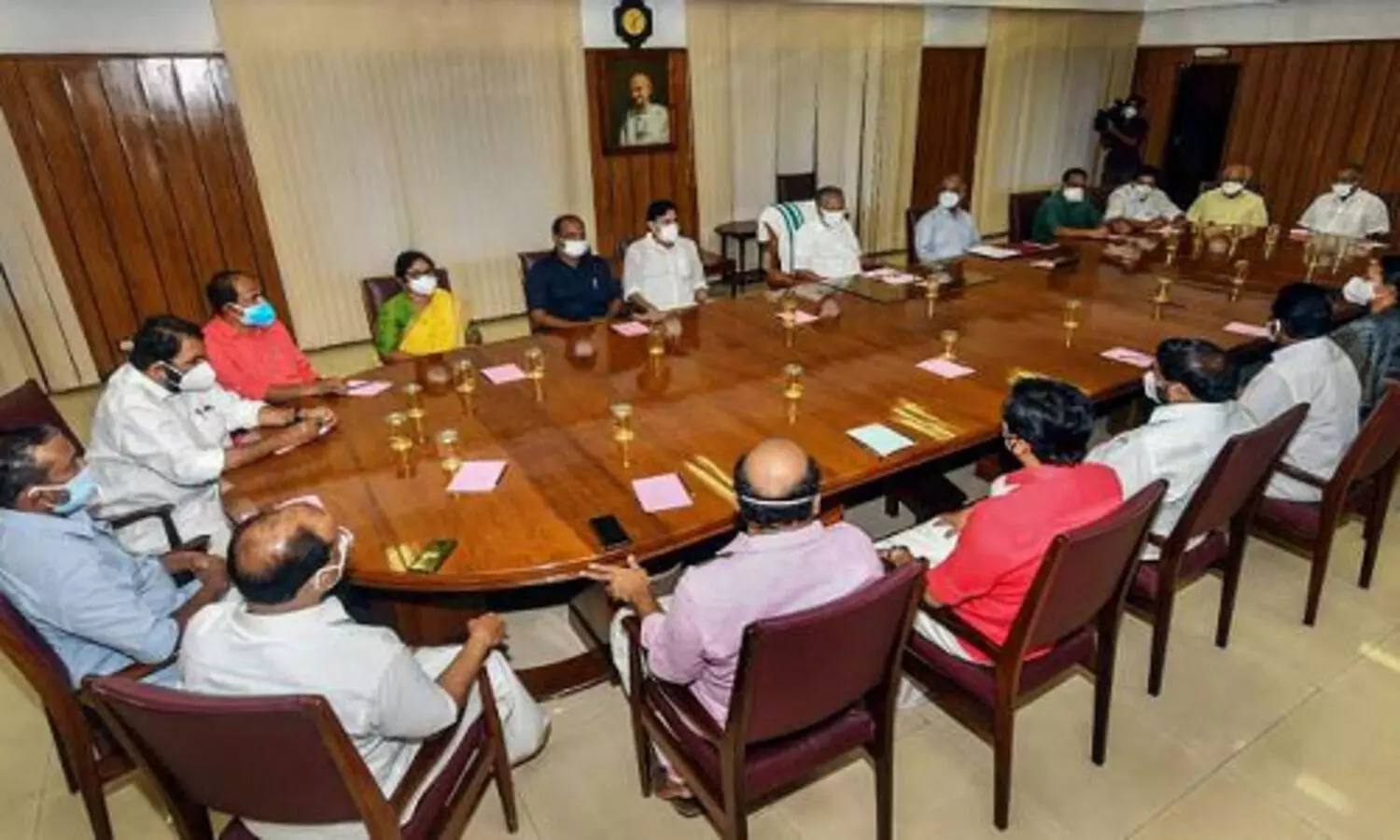 നിയമസഭയുടെ ഏഴാം സമ്മേളനം ഡിസംബര്‍ അഞ്ചിന് തുടങ്ങാൻ ശിപാർശ