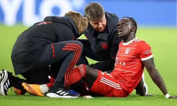 പരിക്ക് ഭേദമായില്ല; സാദിയോ മാനേക്ക് ഖത്തർ ലോകകപ്പ് കളിക്കാൻ ഭാഗ്യം കനിയണം പരിക്ക് ഭേദമായില്ല; സാദിയോ മാനേക്ക് ഖത്തർ ലോകകപ്പ് കളിക്കാൻ ഭാഗ്യം കനിയണം