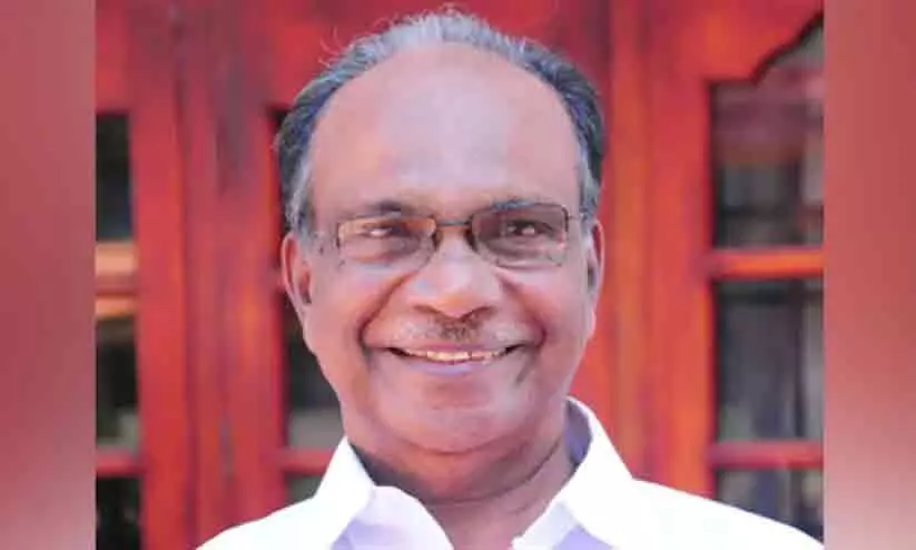 അഡ്വ. സി.കെ. ശ്രീധരനെതിരെ കോൺഗ്രസ് പടയൊരുക്കം