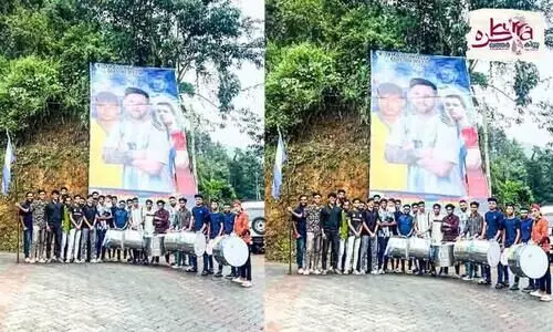 ക​രി​മ്പ​നി​ലും കാ​ൽ​പ​ന്താ​വേ​ശം