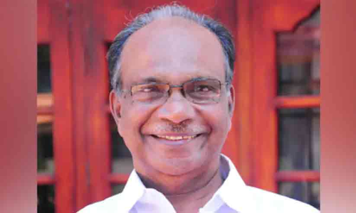 അഡ്വ. സി.കെ. ശ്രീധരനെതിരെ കോൺഗ്രസ് പടയൊരുക്കം