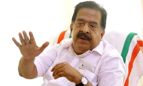 നാക്ക് പിഴയാണെന്ന് കെ.സുധാകരൻ പറഞ്ഞ സാഹചര്യത്തിൽ വിവാദങ്ങൾ അവസാനിപ്പിക്കണമെന്ന് രമേശ് ചെന്നിത്തല