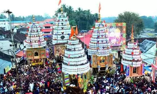 പ്രാർഥനാമന്ത്രങ്ങളുടെ അകമ്പടിയിൽ കൽപാത്തി രഥോത്സവം