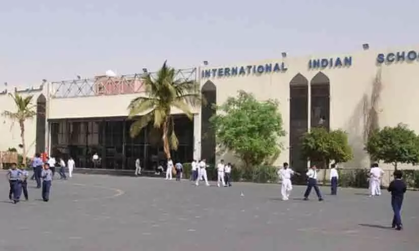 ജിദ്ദ ഇന്റർനാഷണൽ ഇന്ത്യൻ സ്കൂളിൽ വിദ്യാർത്ഥികൾക്ക് മാസ്ക് നിർബന്ധമാക്കി ജിദ്ദ ഇന്റർനാഷണൽ ഇന്ത്യൻ സ്കൂളിൽ വിദ്യാർത്ഥികൾക്ക് മാസ്ക് നിർബന്ധമാക്കി